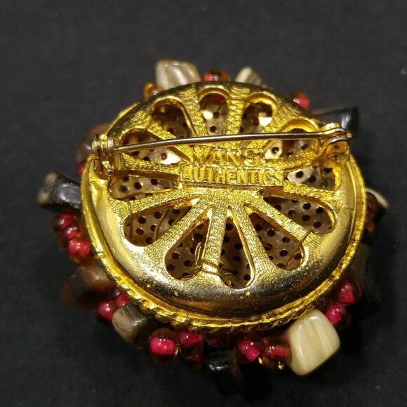 Vintage Vans Authentics Red Beaded Shell Brooch, 1950 Mid-Century Modern Vintage - Picture 5 of 9